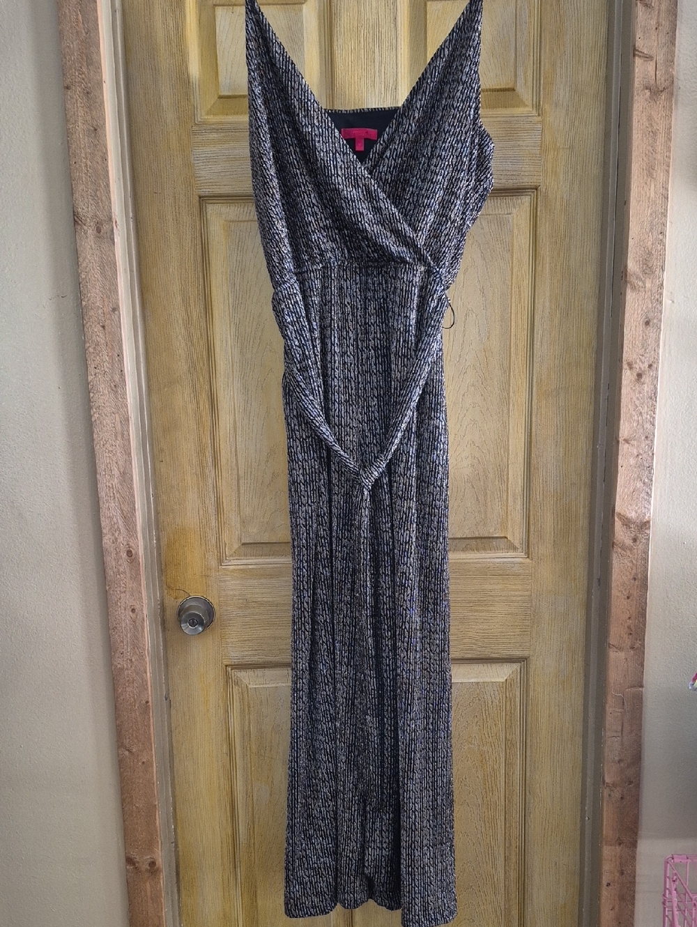 Jennifer Lopez Spagetti Strap Flashy Metallic Pockets Jumpsuit Belted Wide Leg